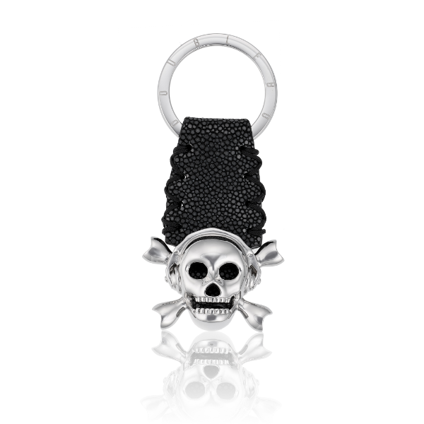 Black stingray Keychain with Silver Skull