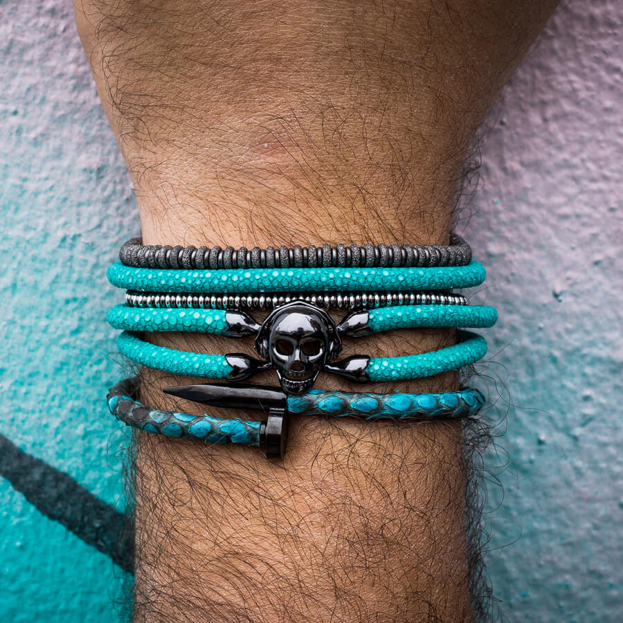 
                  
                    Turquoise stingray bracelet (Unisex)
                  
                