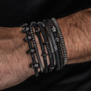 
                  
                    Black Stingray with Black PVD Bracelet Combination
                  
                
