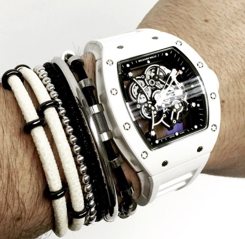 
                  
                    White Stingray Leather with Black PVD Beads
                  
                