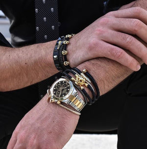 Les collections de Louis Vuitton : Bracelet Split  Mens accessories  fashion, Leather bracelet, Men's fashion jewelry