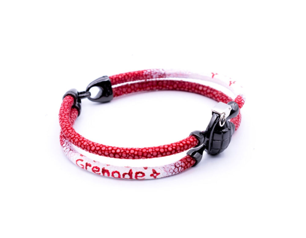 Red stingray bracelet with black Grenade for man 5/10 size 20cm (LVS-INSPIRED)