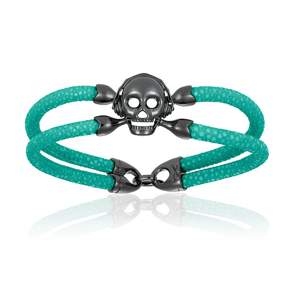 
                  
                    Turquoise stingray bracelet with black PVD skull (Unisex)
                  
                